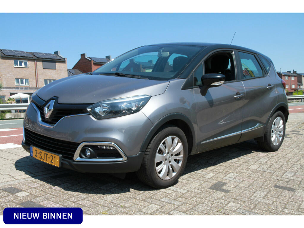 Renault-Captur-thumb