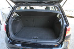 Volkswagen-Golf-24