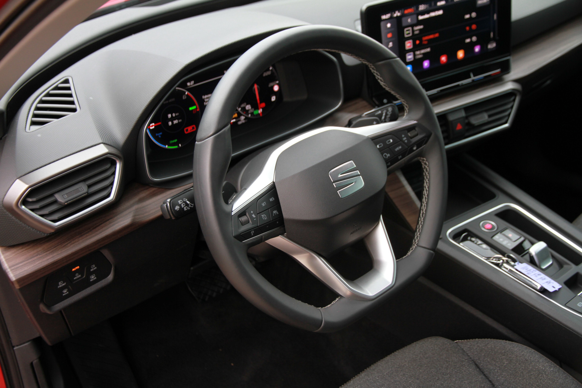 SEAT Leon Sportstourer 1.4 TSI eHybrid PHEV FR Business Intense 2021  34