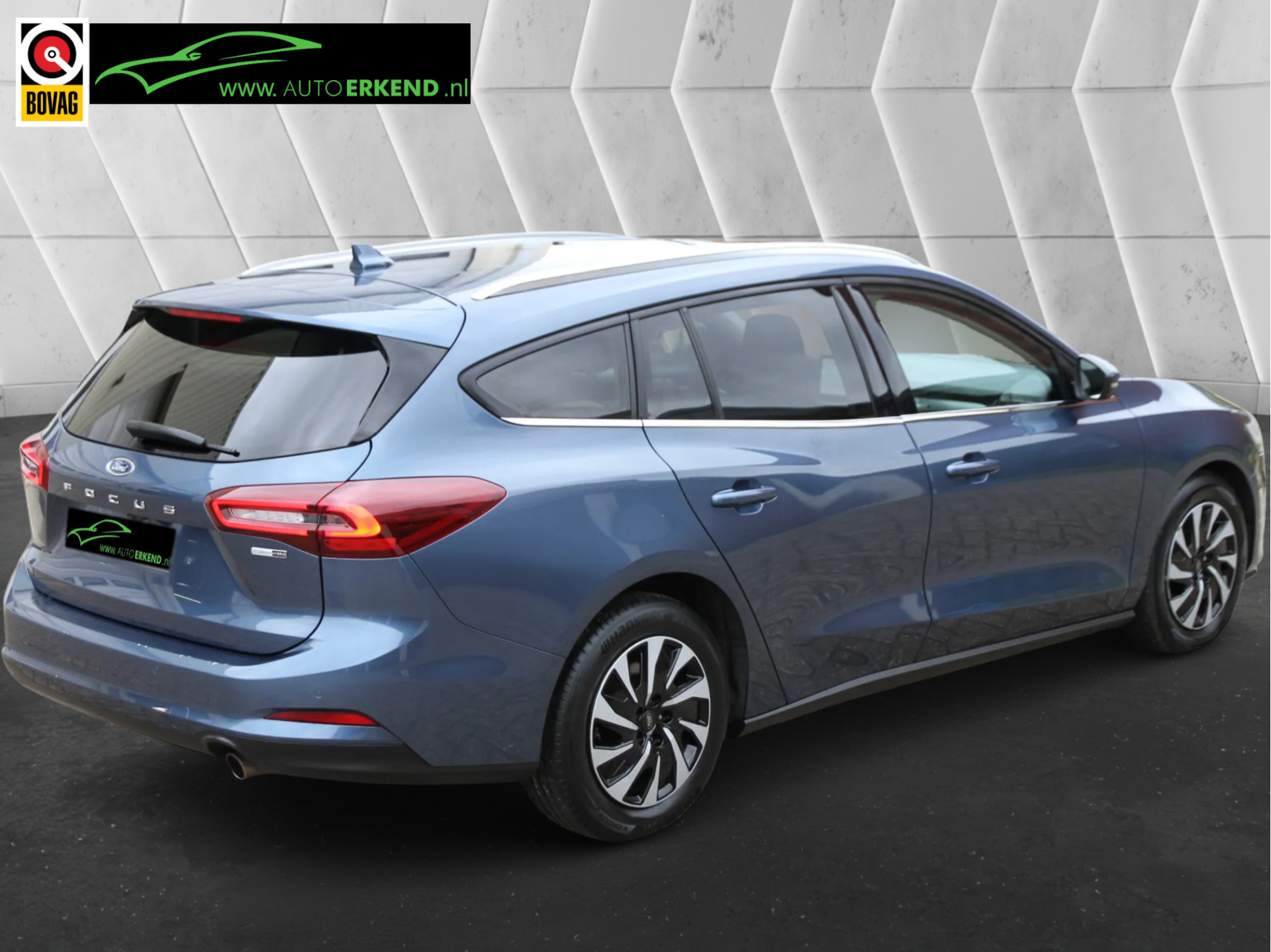 Ford Focus Wagon 1.0 EcoBoost Titanium X Business 2023  18