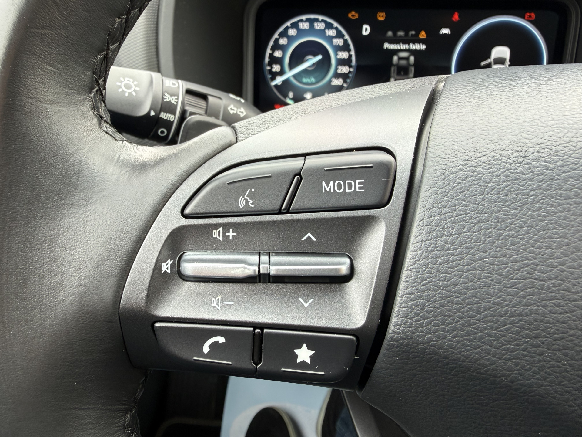 Hyundai Kona 1.6 GDI HEV Comfort 2022  12
