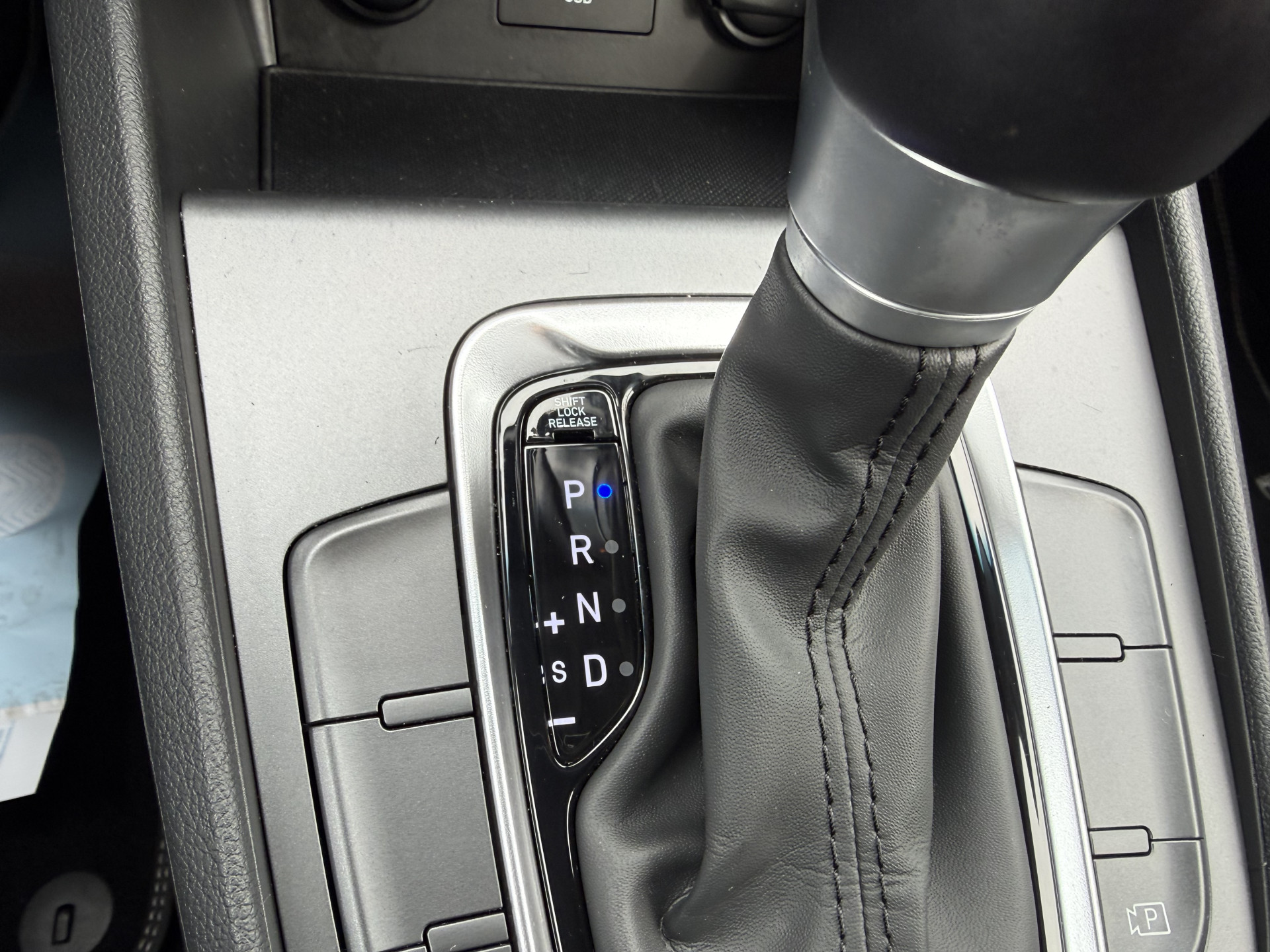 Hyundai Kona 1.6 GDI HEV Comfort 2022  27