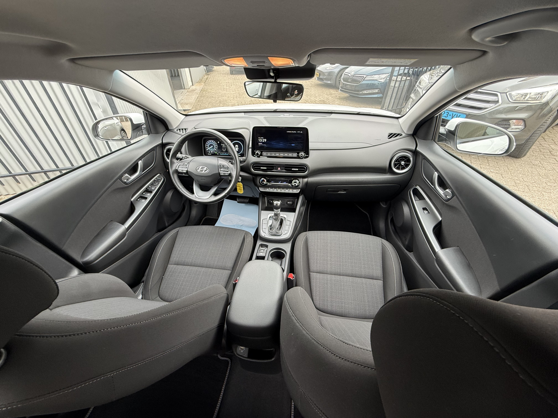 Hyundai Kona 1.6 GDI HEV Comfort 2022  34