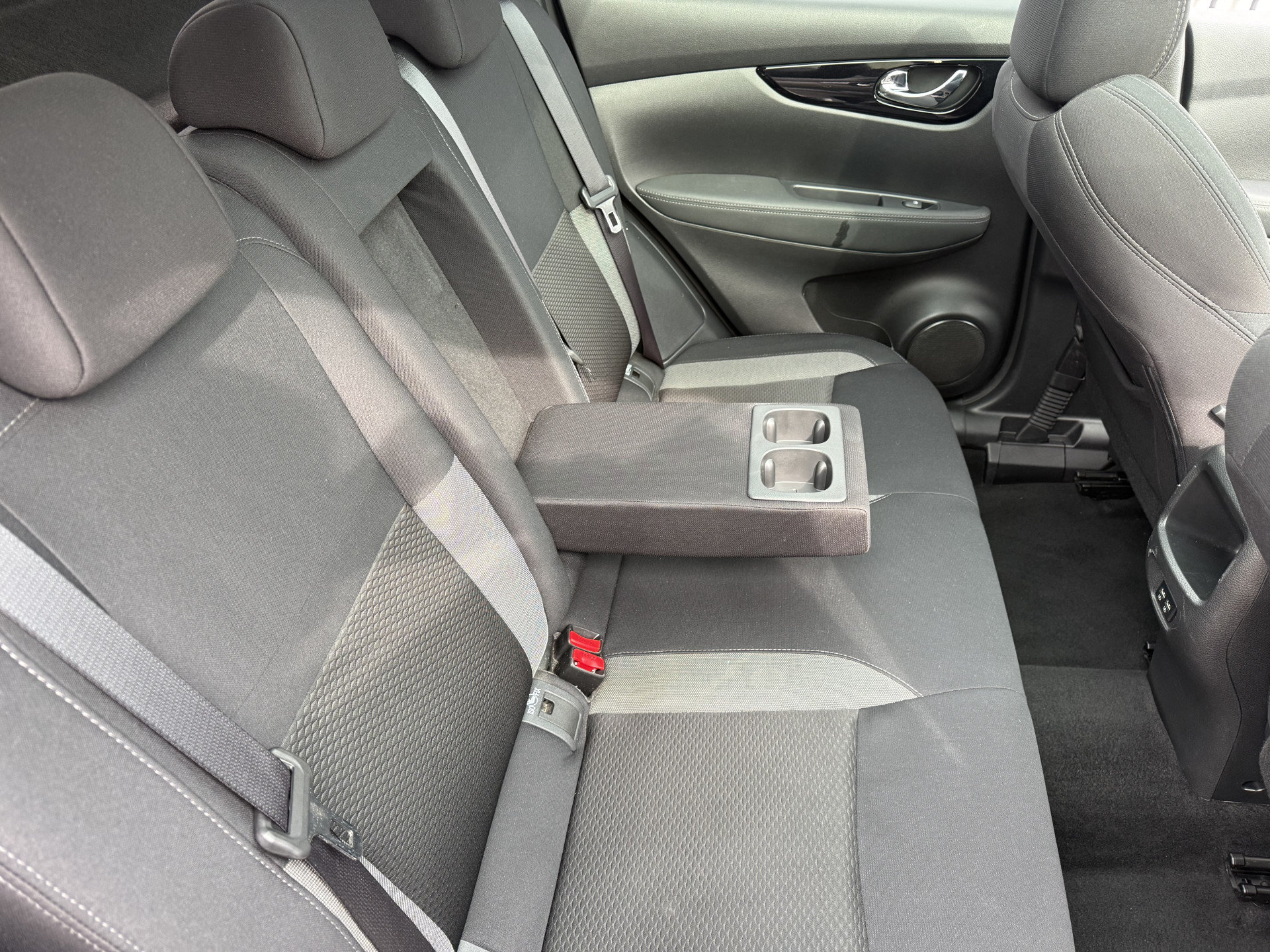 Nissan QASHQAI 1.2 N-Connecta 2019  23