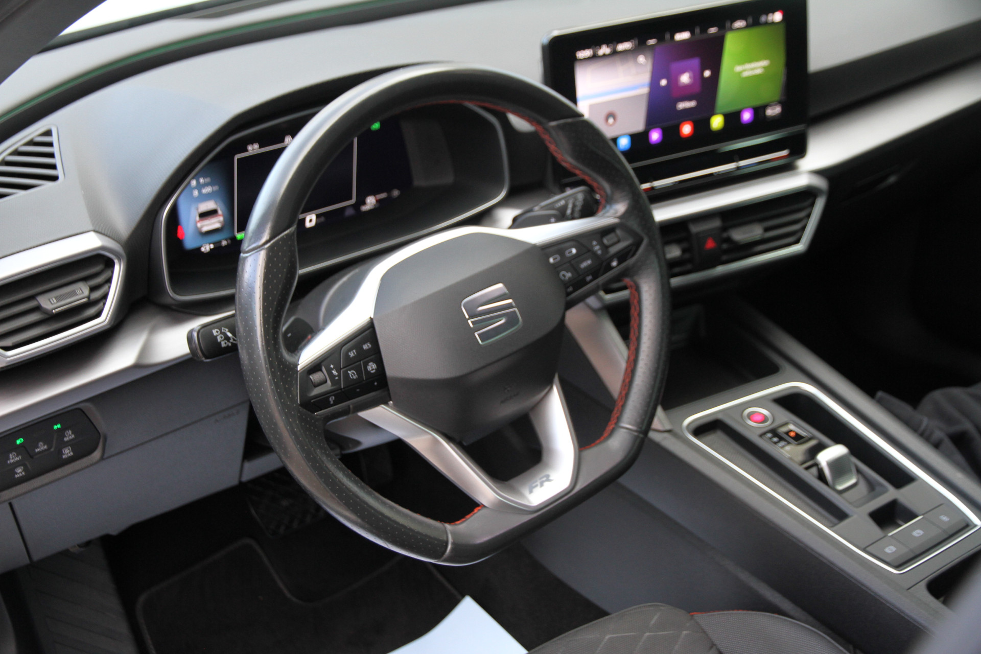 SEAT Leon Sportstourer 1.4 TSI eHybrid PHEV FR Business Intense 2021  16
