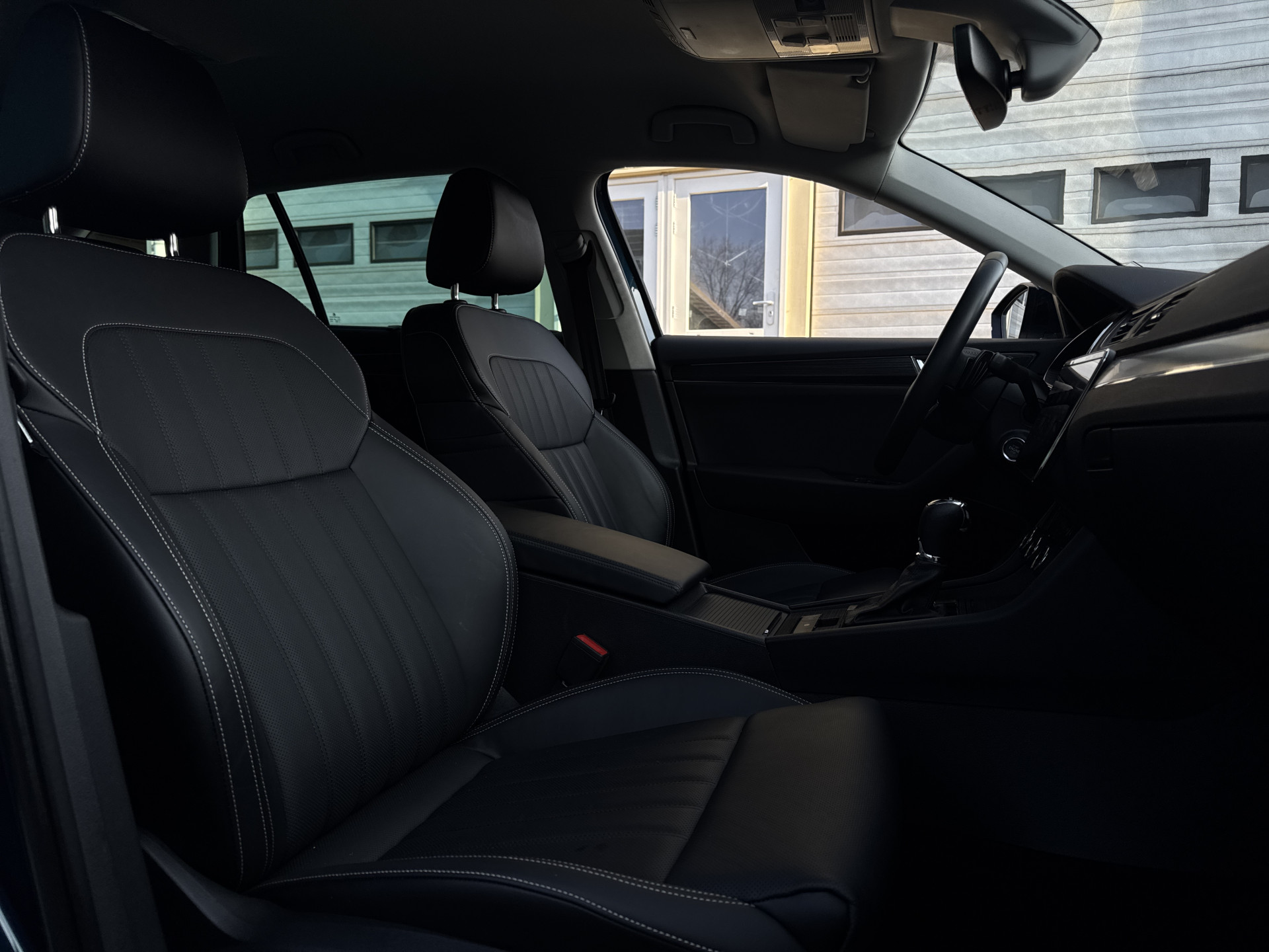 Škoda Superb Combi 1.5 TSI ACT Sportline Business 2024  18