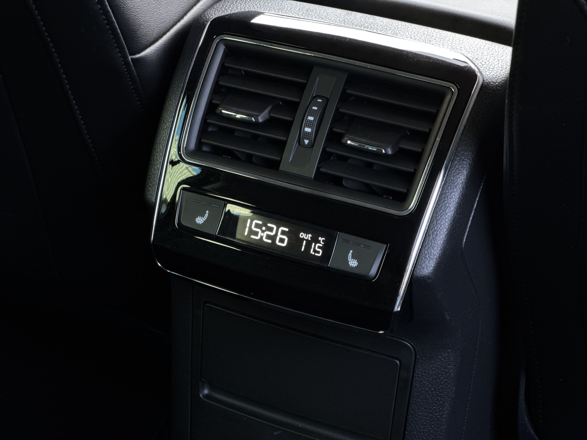 Škoda Superb Combi 1.5 TSI ACT Sportline Business 2024  21