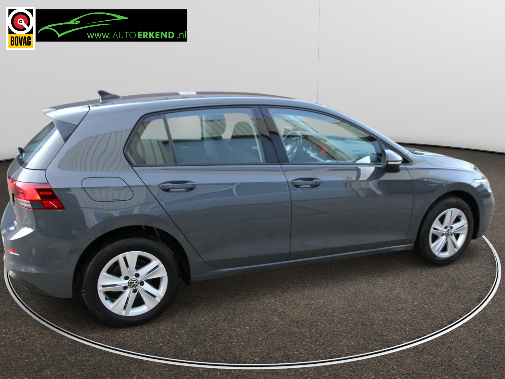 Volkswagen Golf 1.0 eTSI Life Business 2023  6