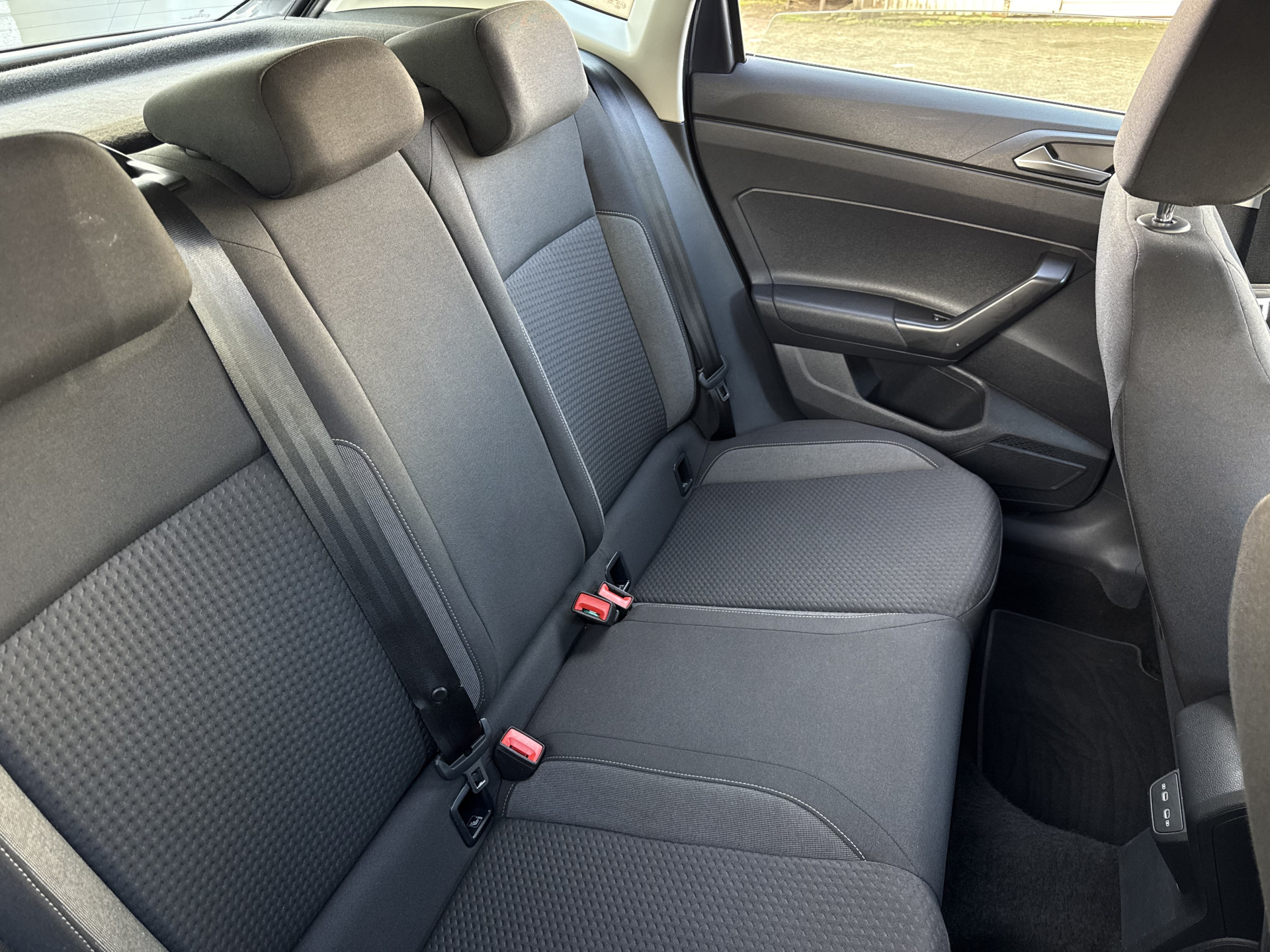 Volkswagen Polo 1.0 TSI Life Business 2021  12