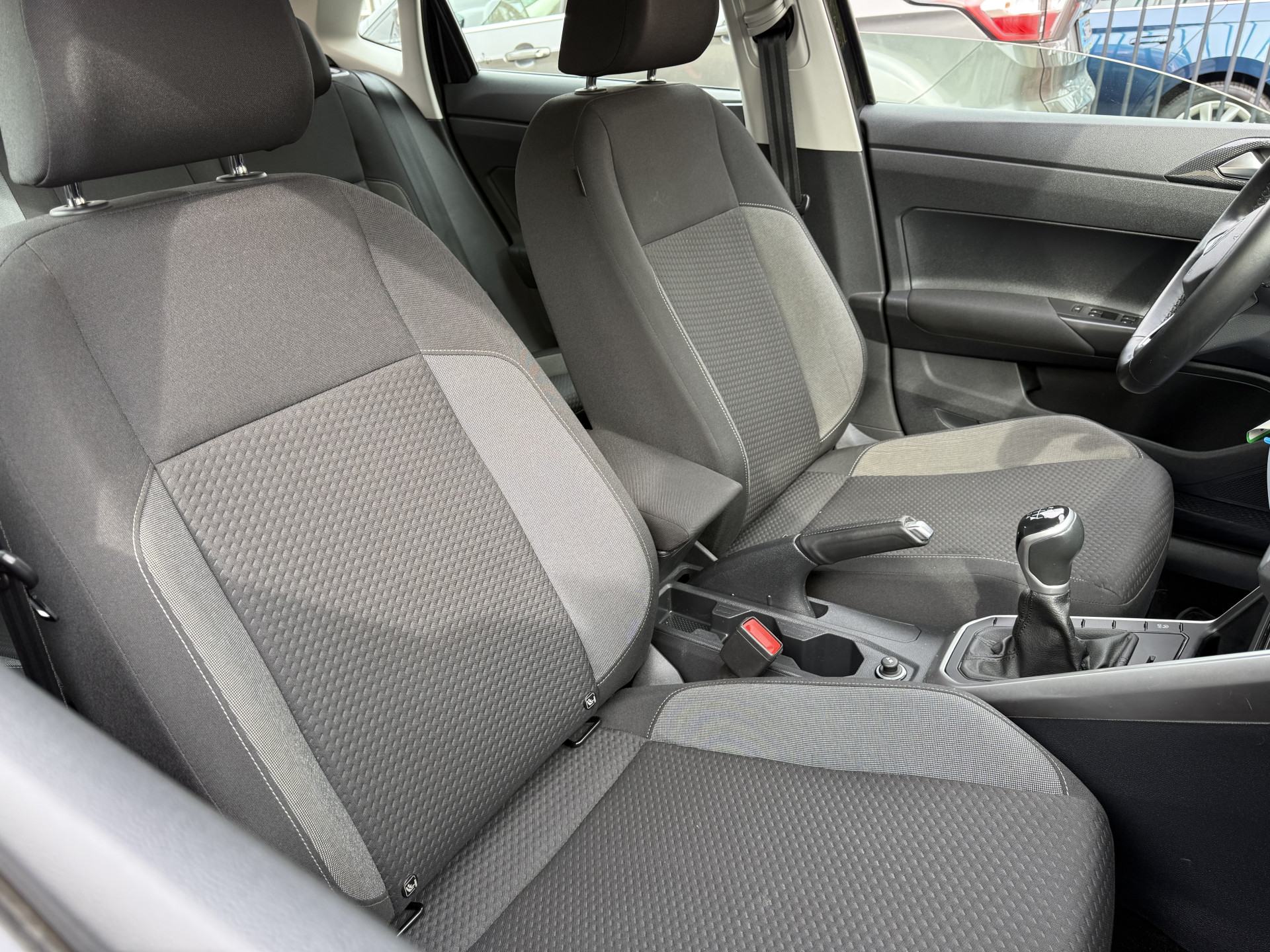 Volkswagen Polo 1.0 TSI Life Business 2022  22