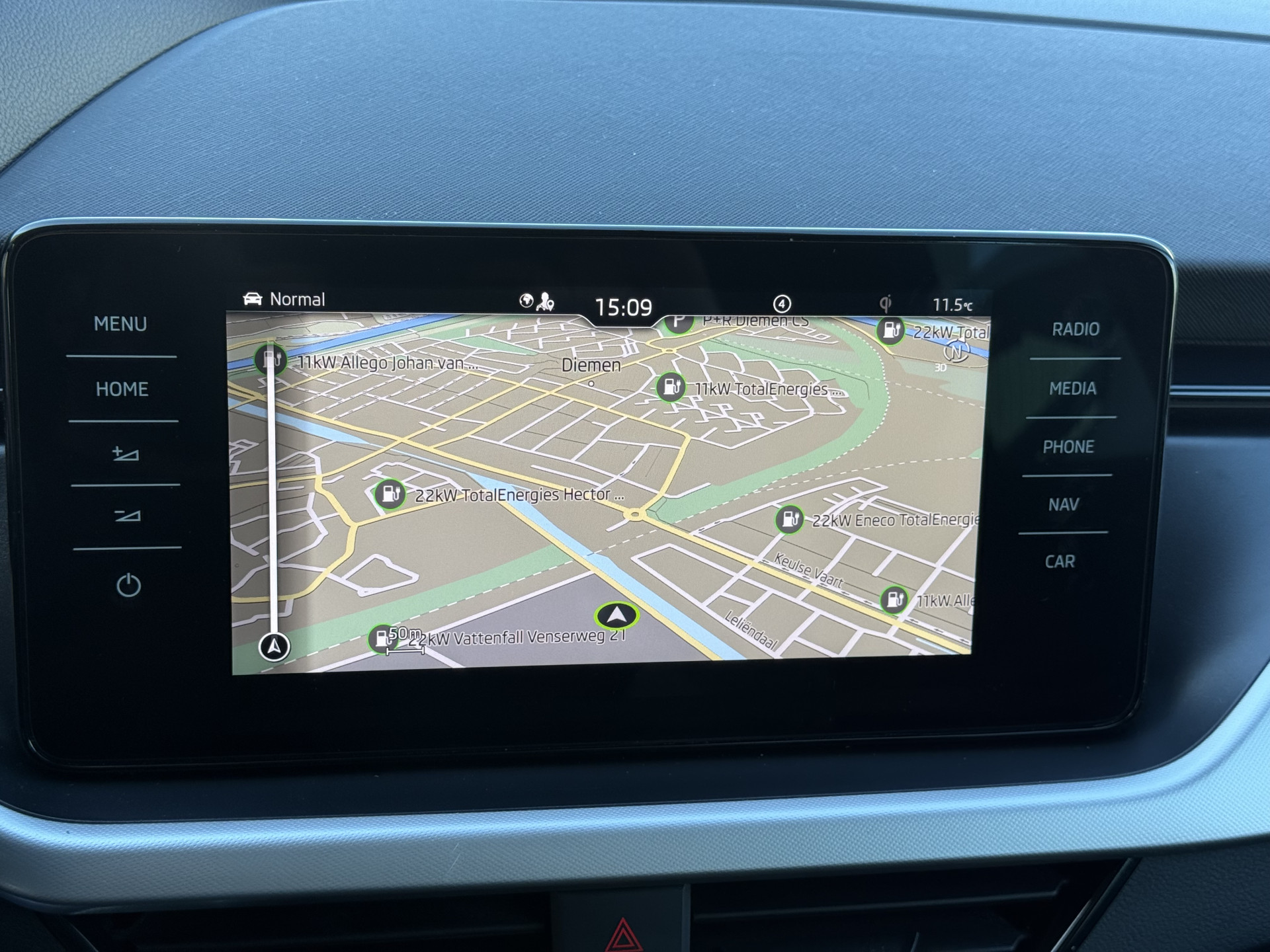Škoda Scala 1.0 TSI Ambition 2022  32