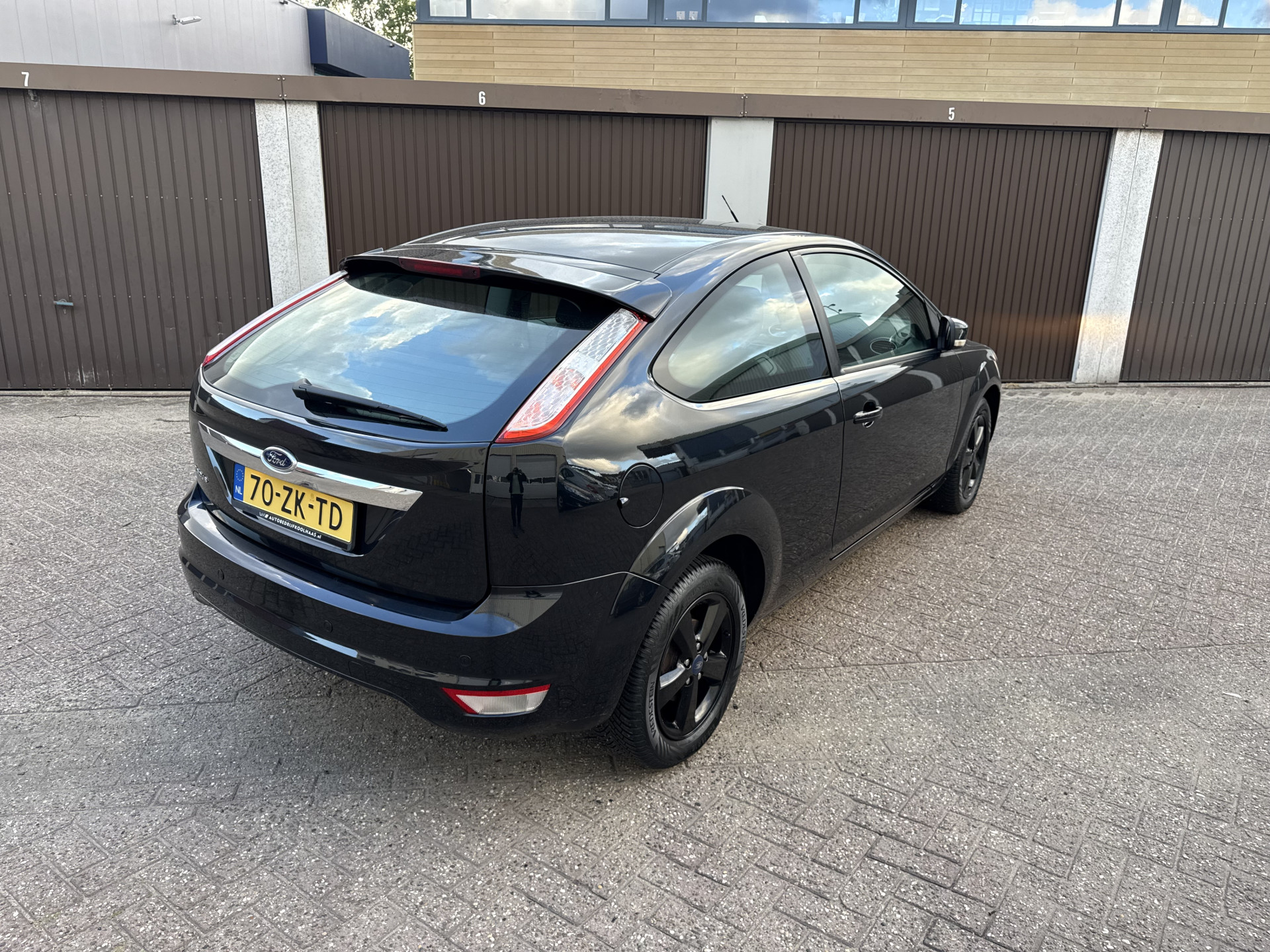 Ford Focus 1.6 Titanium 2008  5