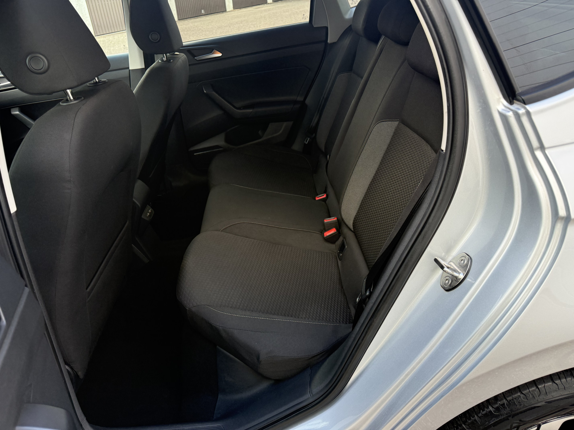 Volkswagen Polo 1.0 TSI Life Business 2023  28