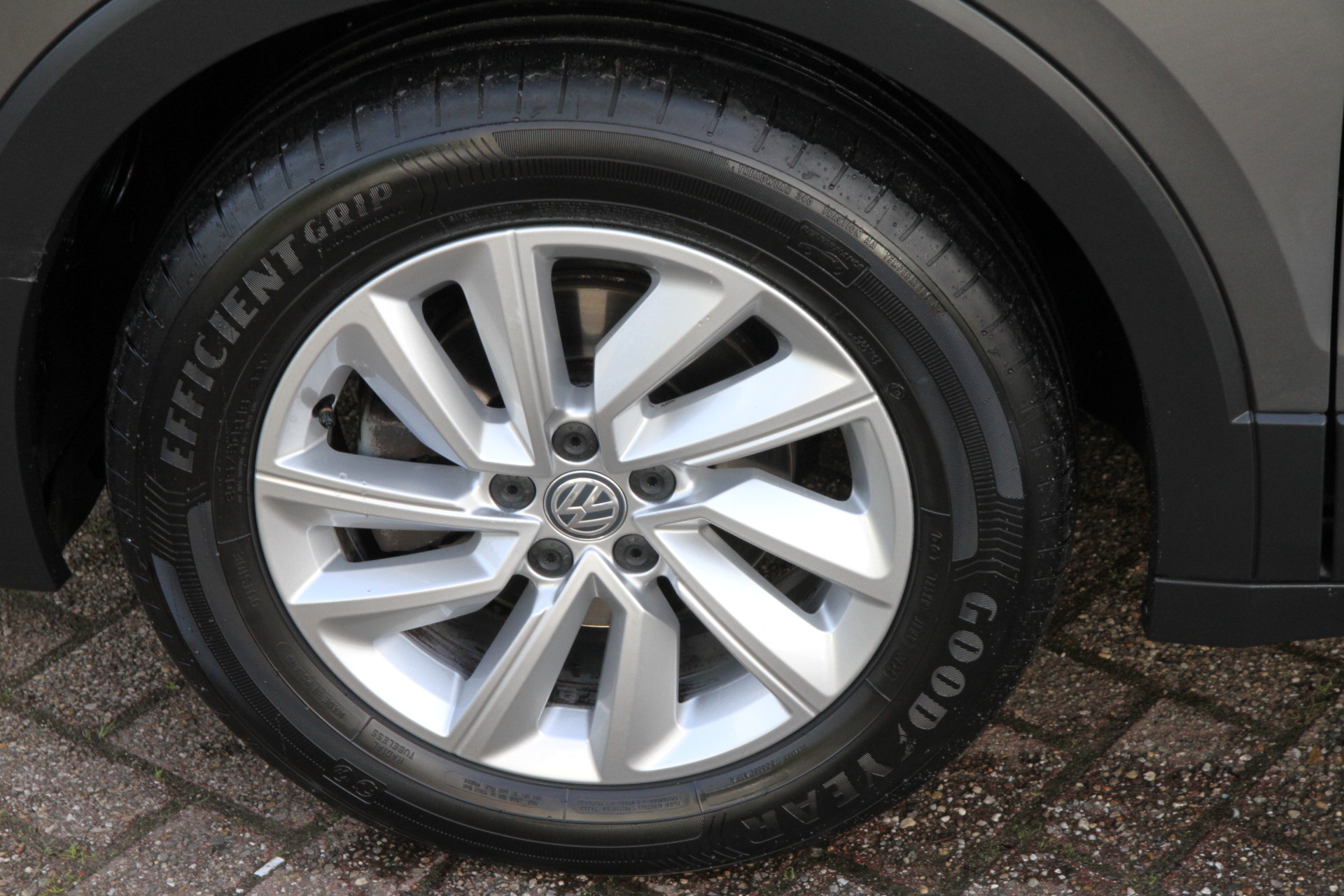 Volkswagen T-Cross 1.0 TSI Life 2020  11