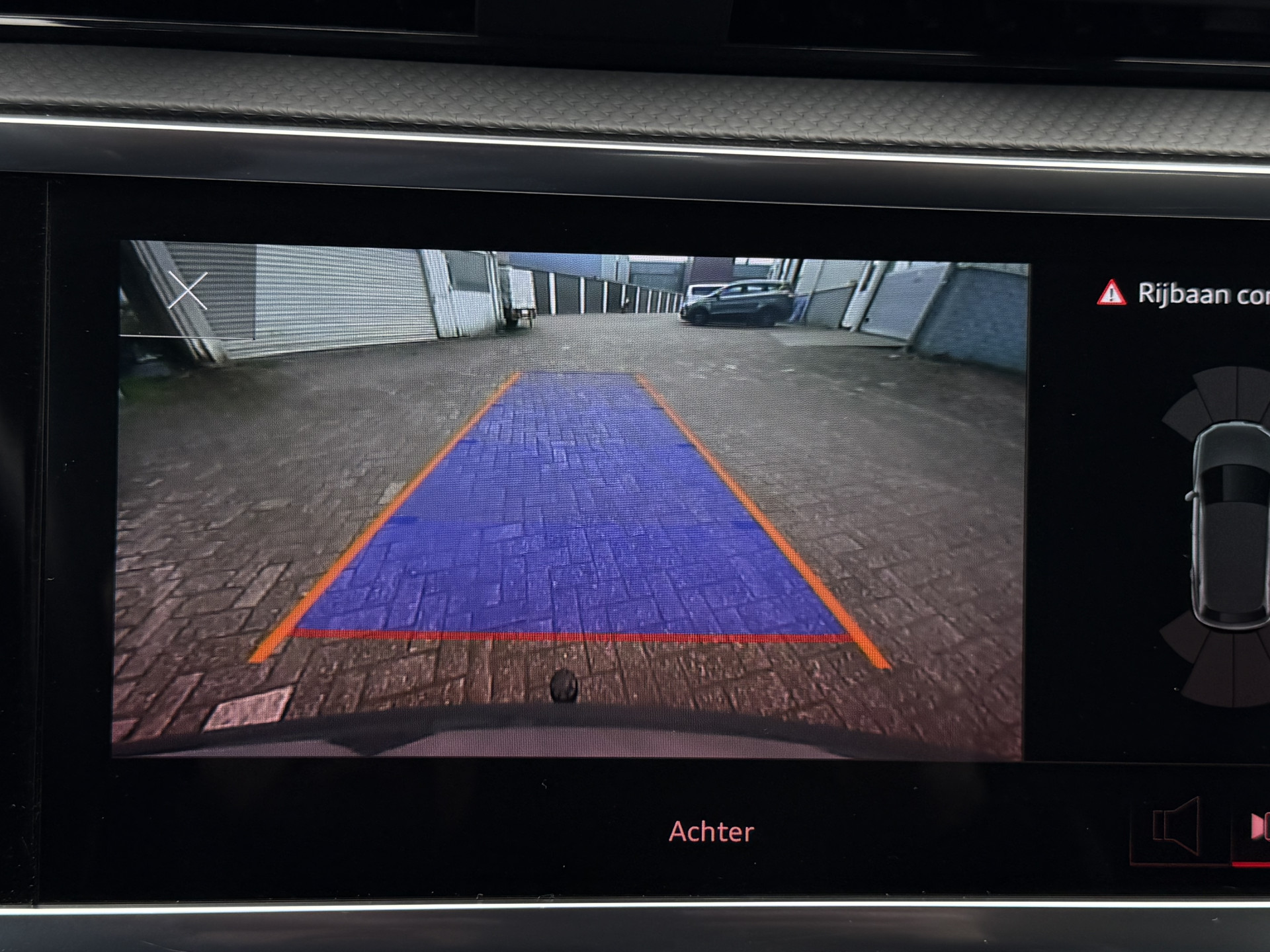Audi Q3 45 TFSI e Advanced edition 2021  18