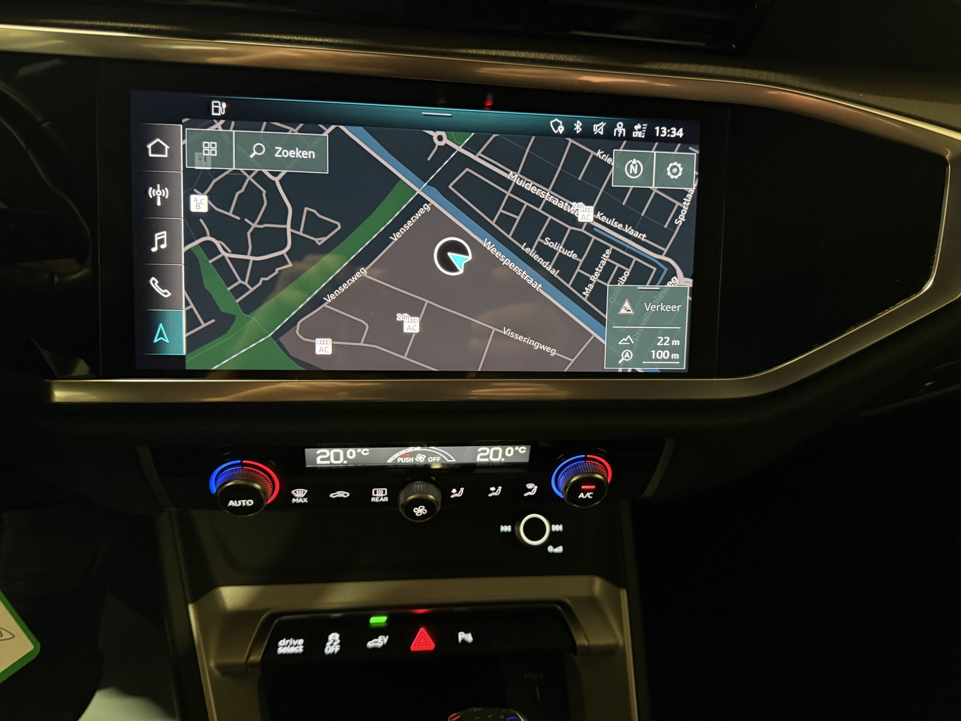 Audi Q3 45 TFSI e Advanced edition 2021  30