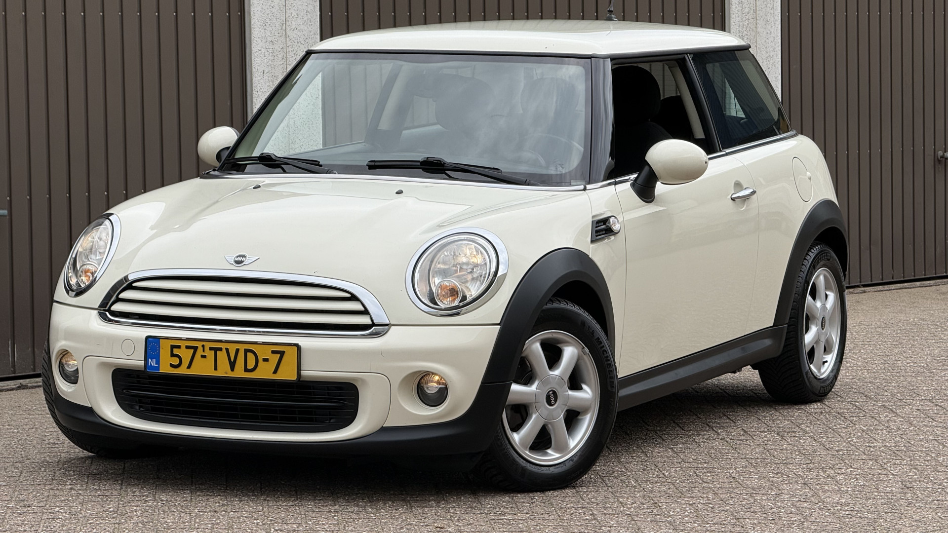 MINI 3-Deurs 1.6 One MINIMALIST Business Line 2012  21