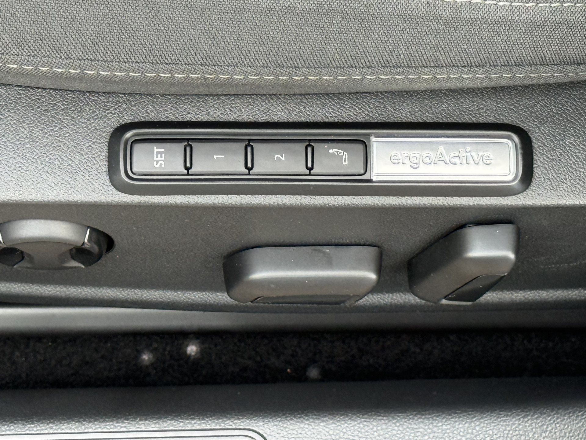 Volkswagen Golf 1.4 eHybrid 2024  17