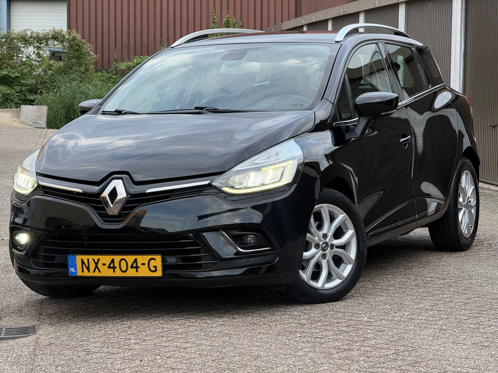 Renault Clio Estate 1.2 TCe Intens 2017  18