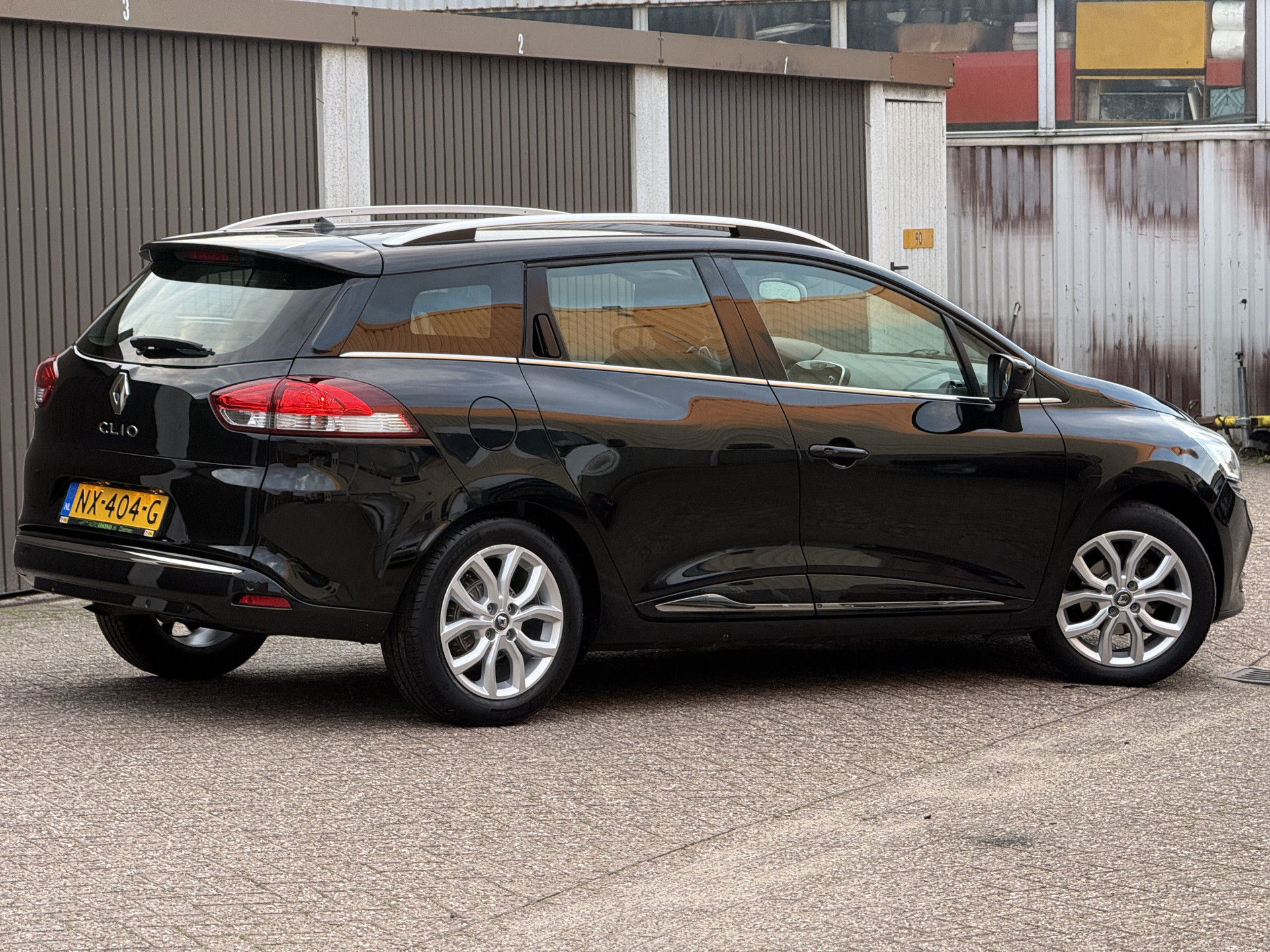 Renault Clio Estate 1.2 TCe Intens 2017  32