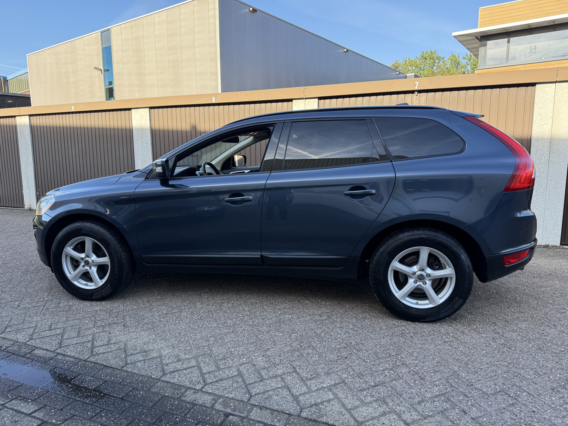 Volvo XC60 3.0 T6 Momentum 2010  28