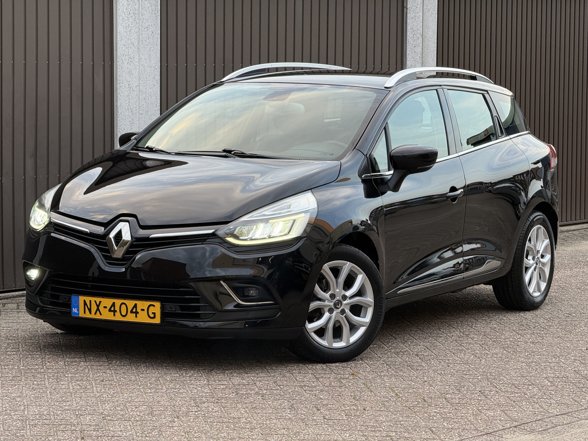 Renault Clio Estate 1.2 TCe Intens 2017  1