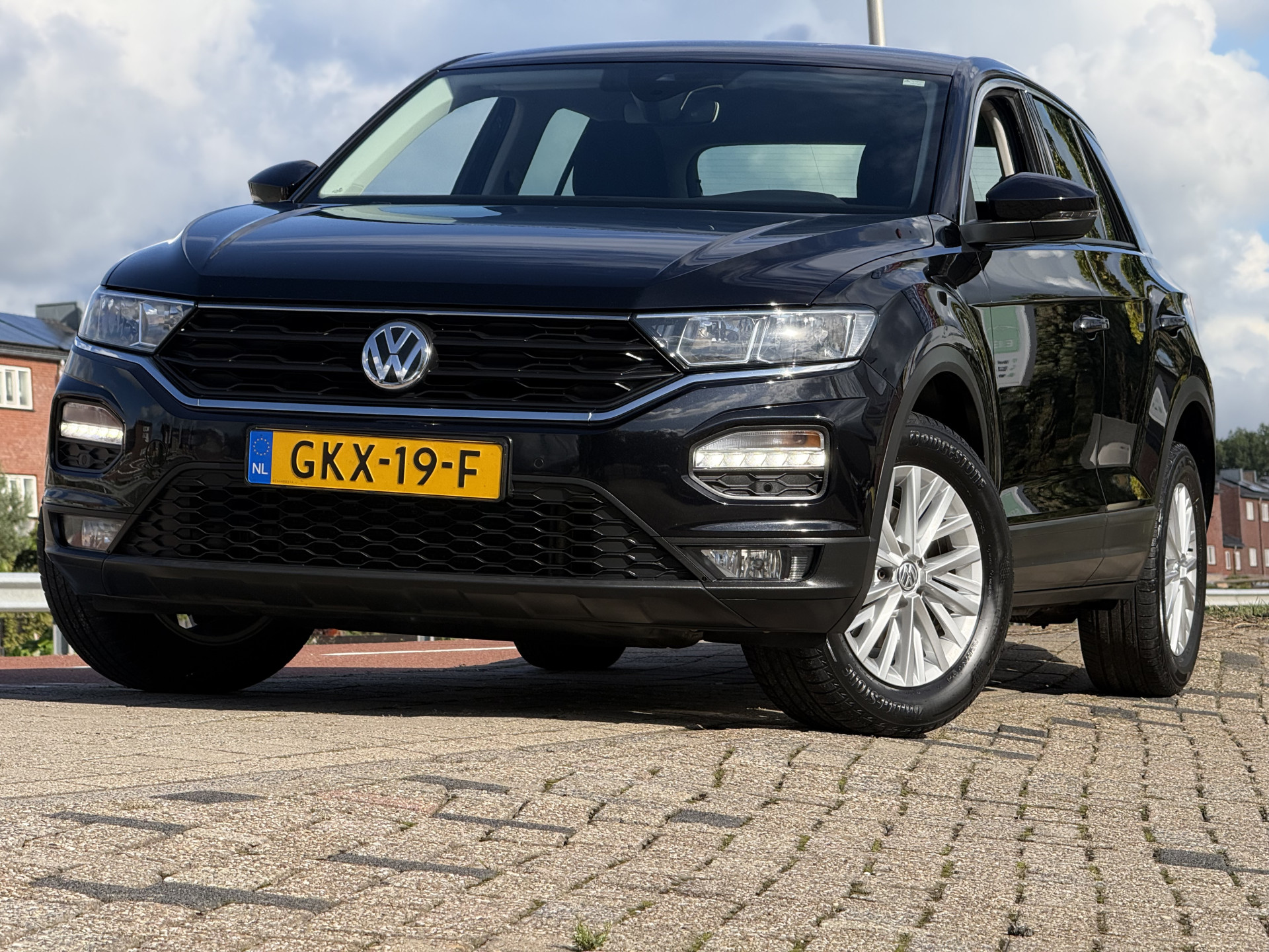 Volkswagen T-Roc 1.0 TSI 2019  1