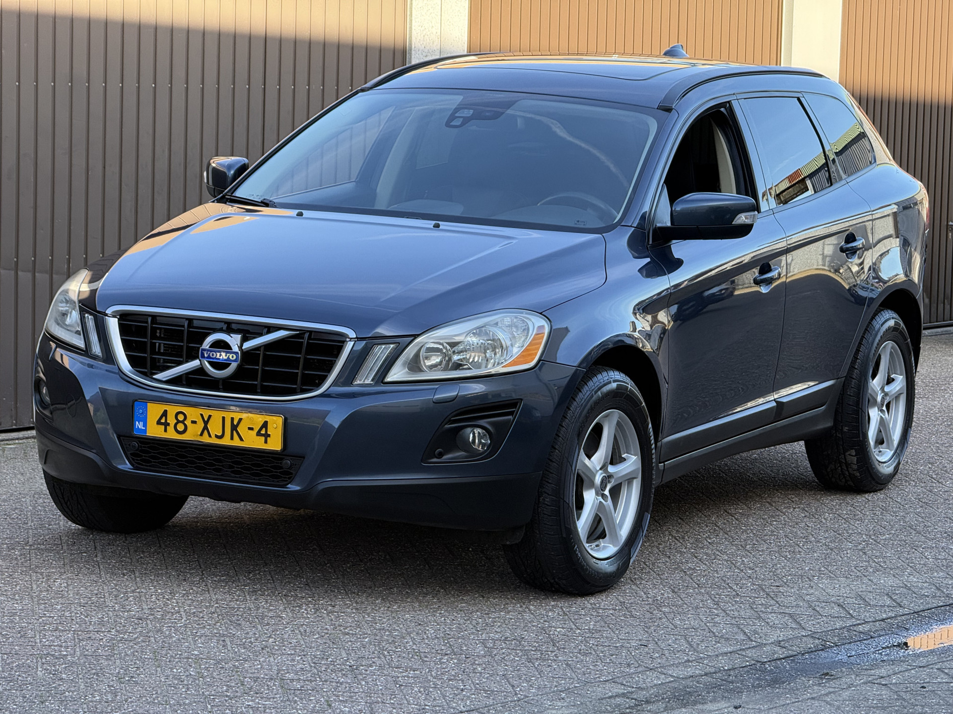 Volvo XC60 3.0 T6 Momentum 2010  1
